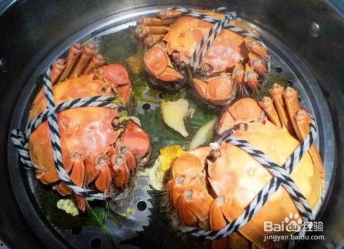 清蒸大闸蟹怎么吃视频,视频教学带你轻松上手